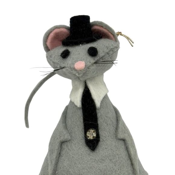 Vintage Gray Wool Felted Mouse Ornament Black Top Hat Collar Tie Handcrafted - Picture 2 of 12